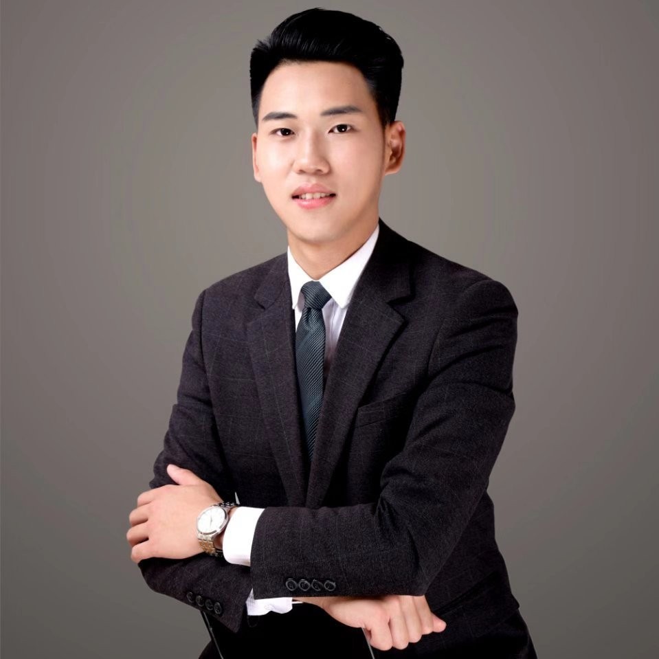 张三